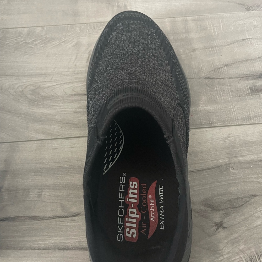 Skechers Men's Gray Slip-On